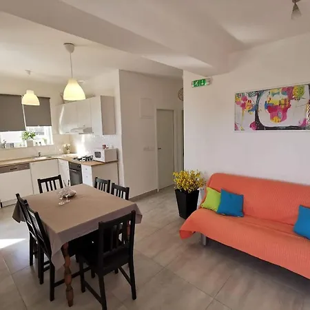Apartment Rosan Pakostane
